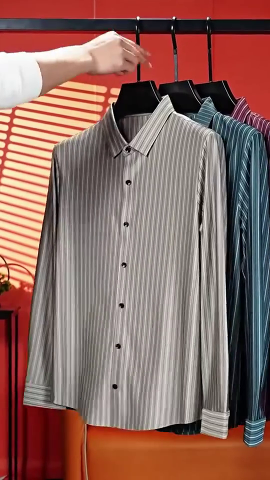 Men's Pure Cotton Checks Pattern Slim Fit Semi Cutaway Collar Full Sleeve Formal Shirt