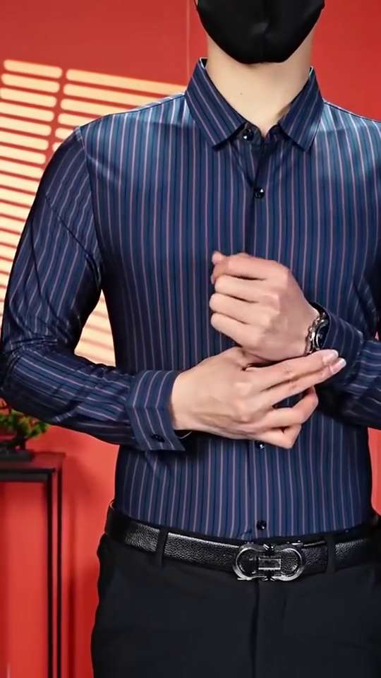 Men's Pure Cotton Checks Pattern Slim Fit Semi Cutaway Collar Full Sleeve Formal Shirt