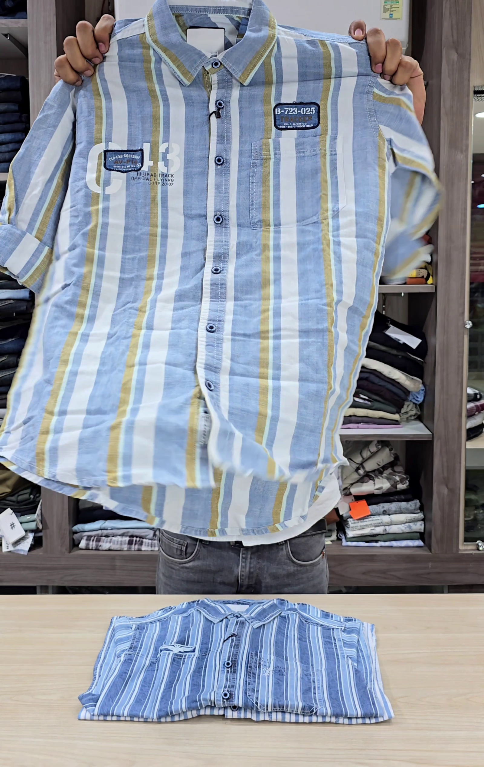 Mens Comfort Vertical Stripes Spread Collar Roll-Up Sleeves Cotton Casual Shirt
