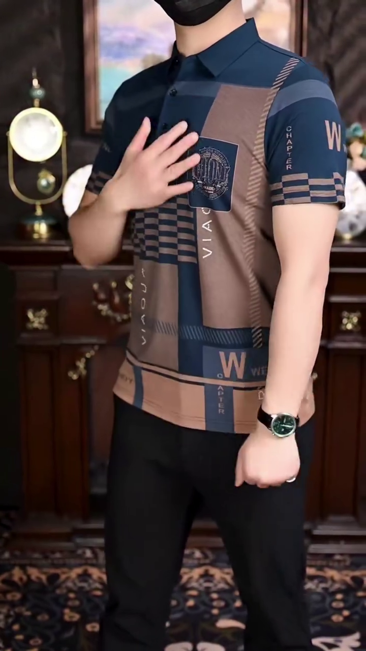 Men's Irregular Geometric Pattern and Alphabet Print Sports Collar Tshirt