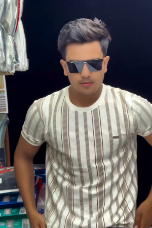 Men's Slim Fit Vertical Striped T-Shirt