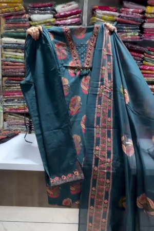 Women Printed Anarkali Kurta and Pant Set with Dupatta | Printed