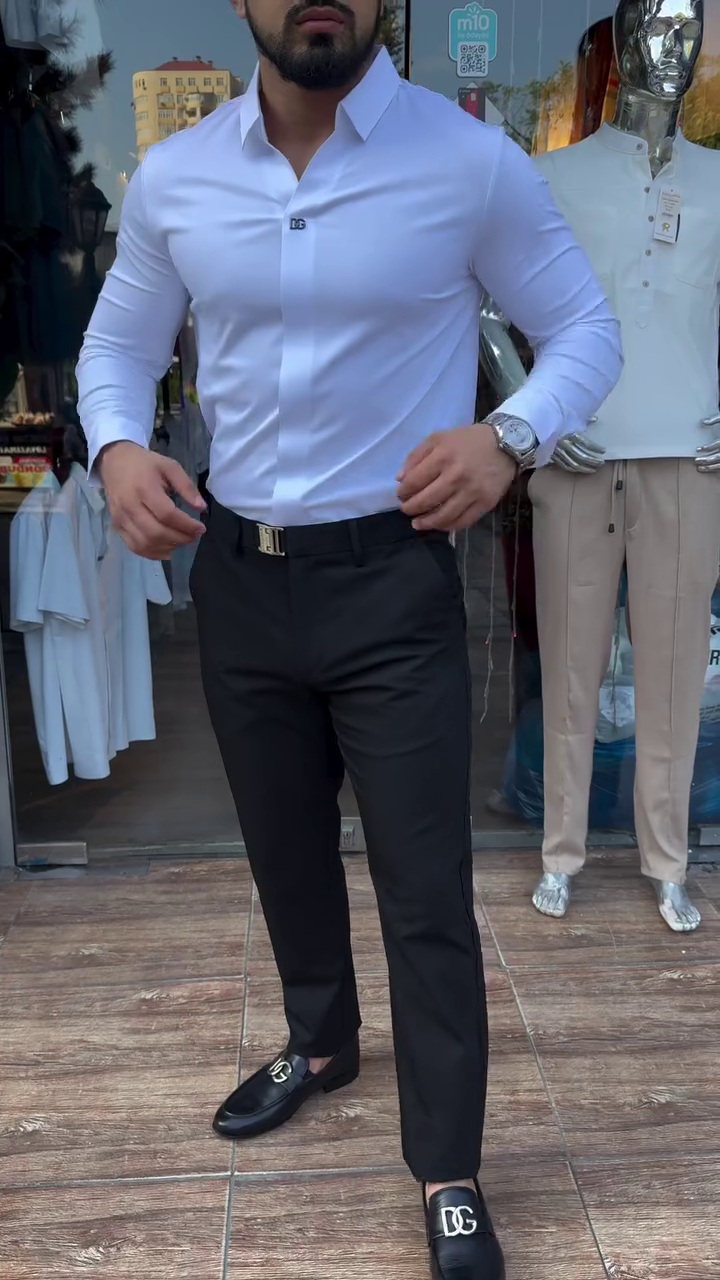 Men Solid Spread Collar Satin Formal Shirt