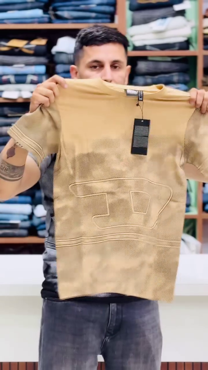 Men Abstract Printed Neck Cotton Oversized Tshirt - Image 4