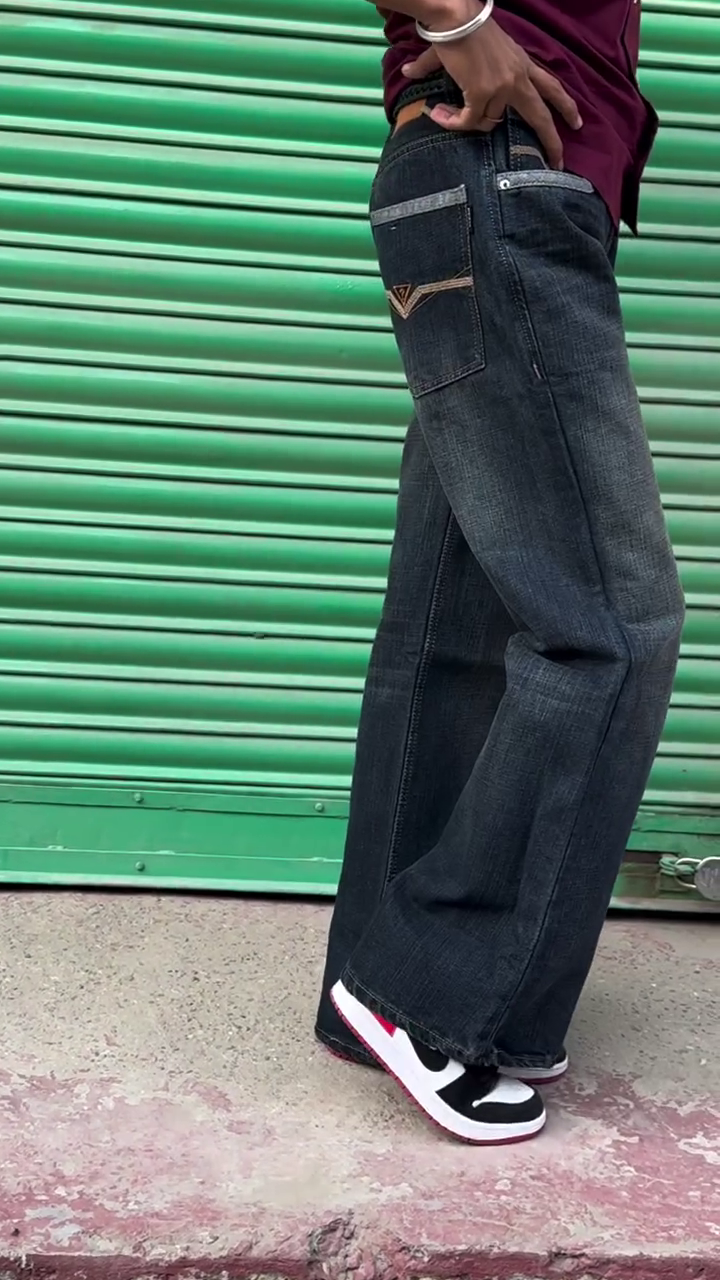 BLACK HIGH RISE LOOSE FIT JEANS - Image 3